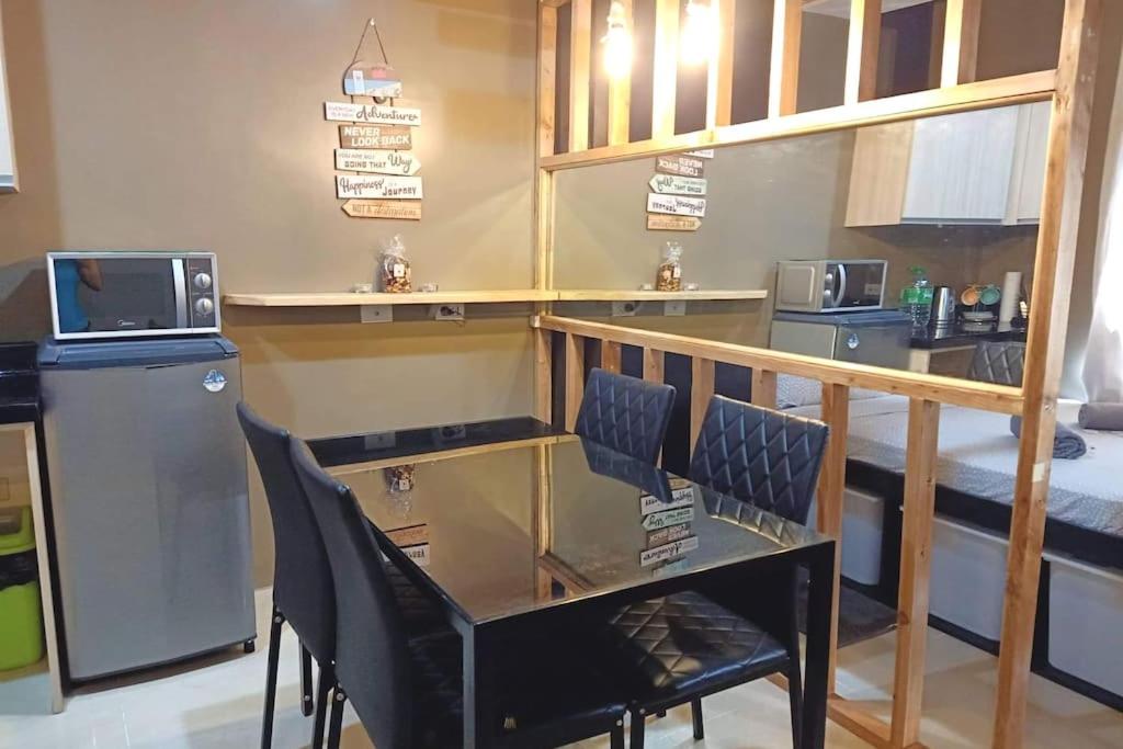 Chillhauz (SM,Ayala,IT,City) W/Pool & WiFi