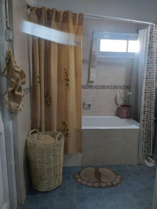 La Casona, chalet rural en finca con piscina JUNÍN DE MENDOZA