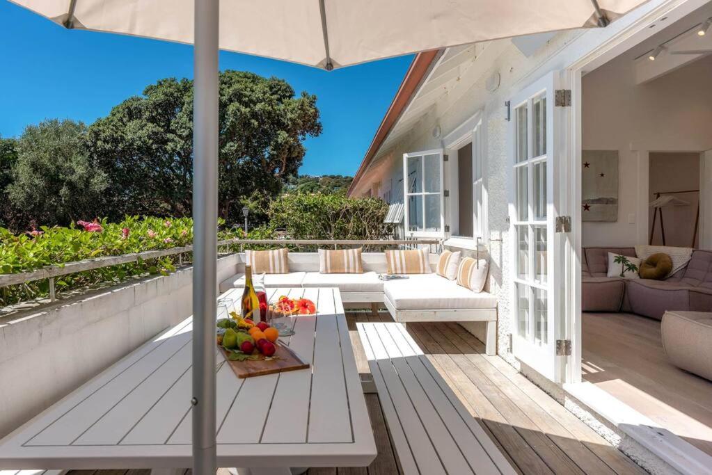 The Hibiscus - Coast & Country view 2