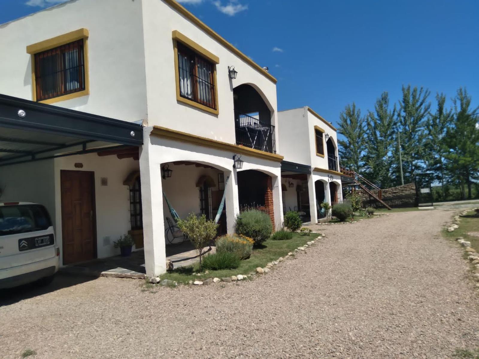 Cabañas la bonita