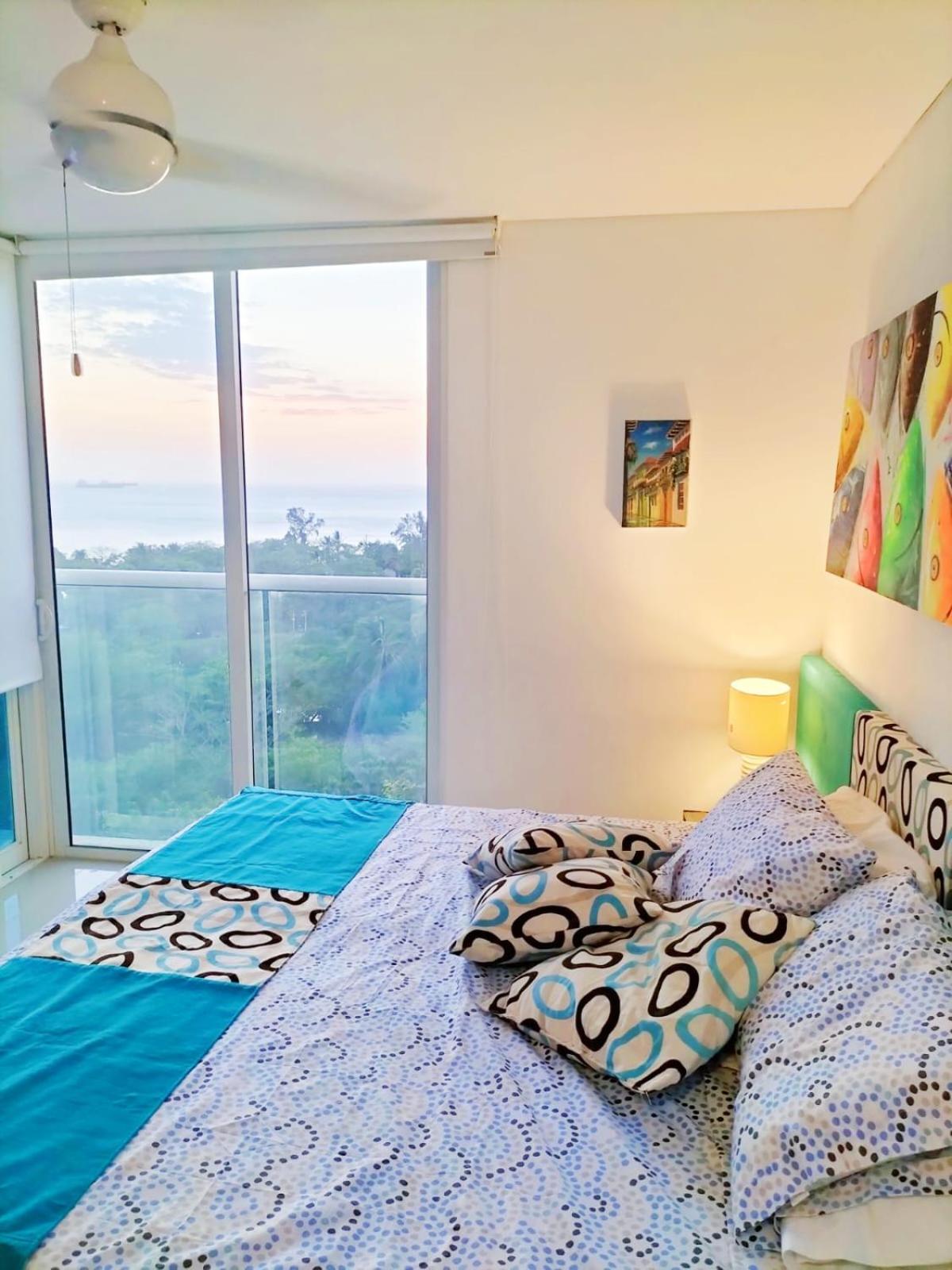 APARTAMENTO CON VISTA AL MAR