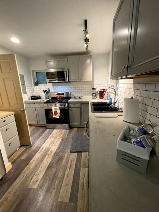 Palmers Cozy Cottage mountainside getaway