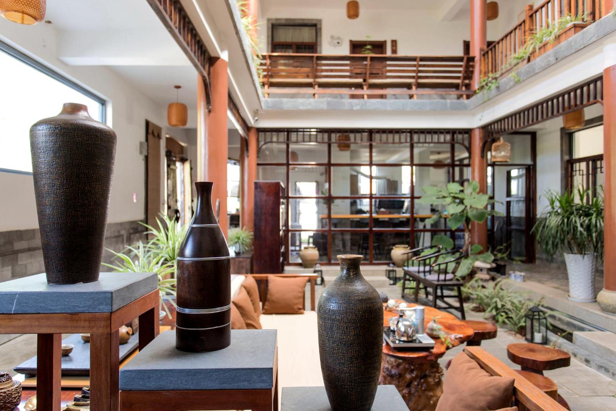 Dali Yanyuan Erhai Retreat