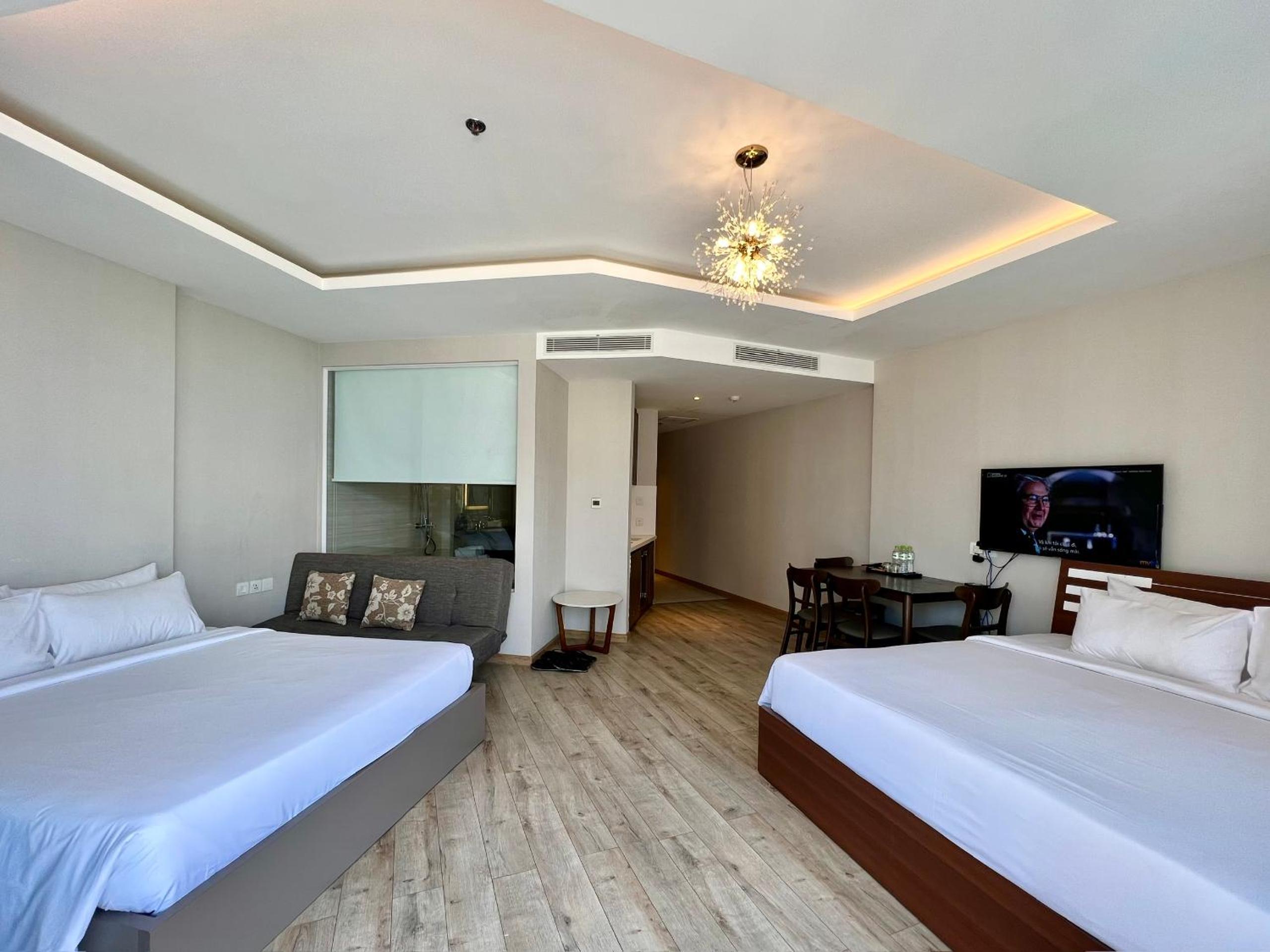 RIS Panorama Condotel