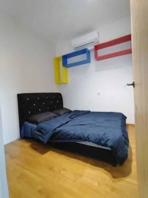 Summer Mall Summer Suite 2 bedroom unit photo 2