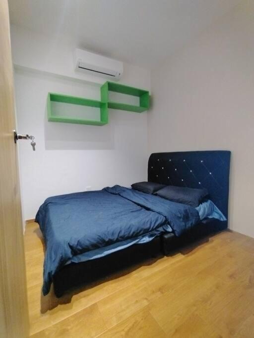 Summer Mall Summer Suite 2 bedroom unit photo 3