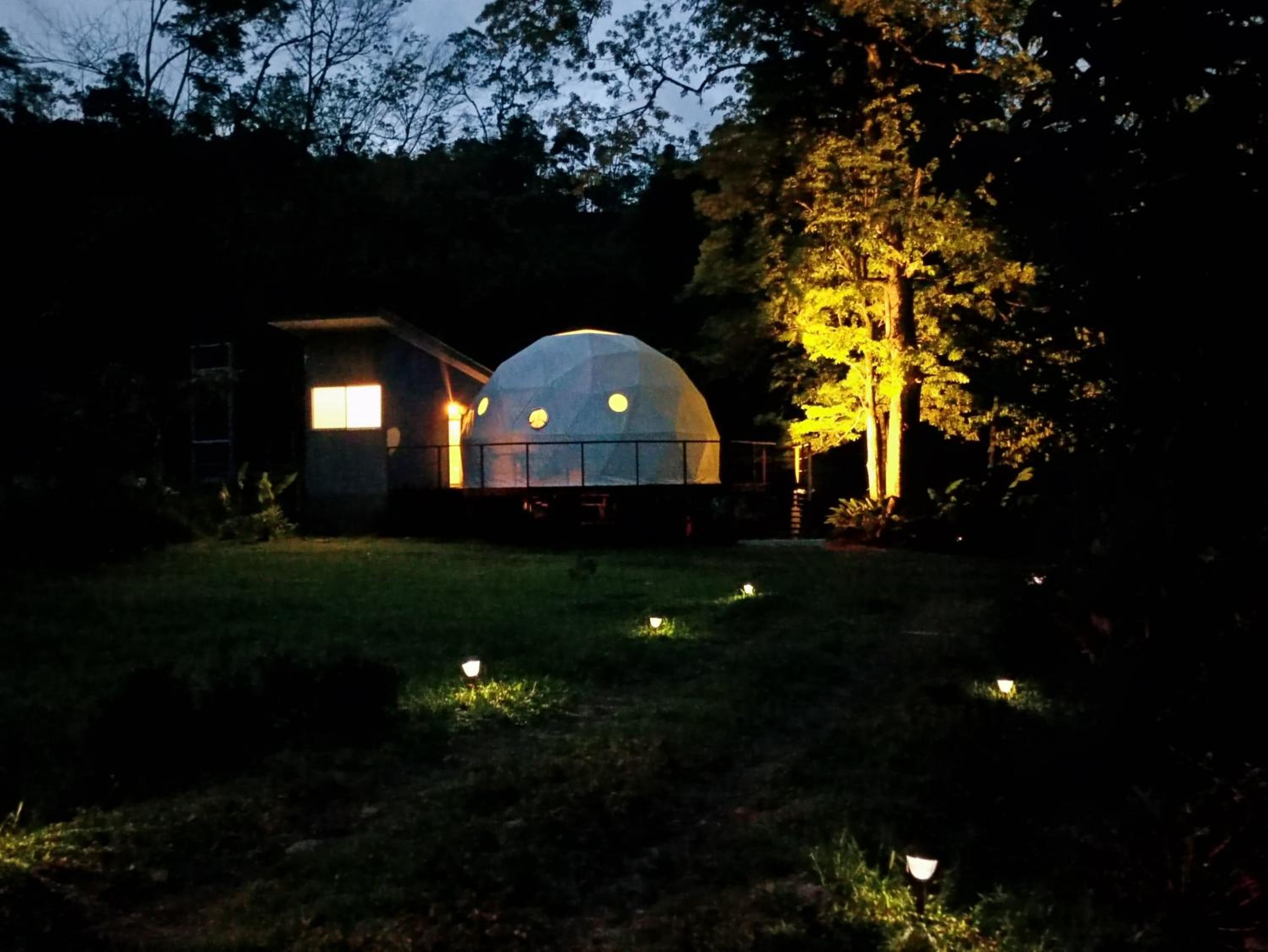 Bitzu Dome-Bijagua Riverside Glamping