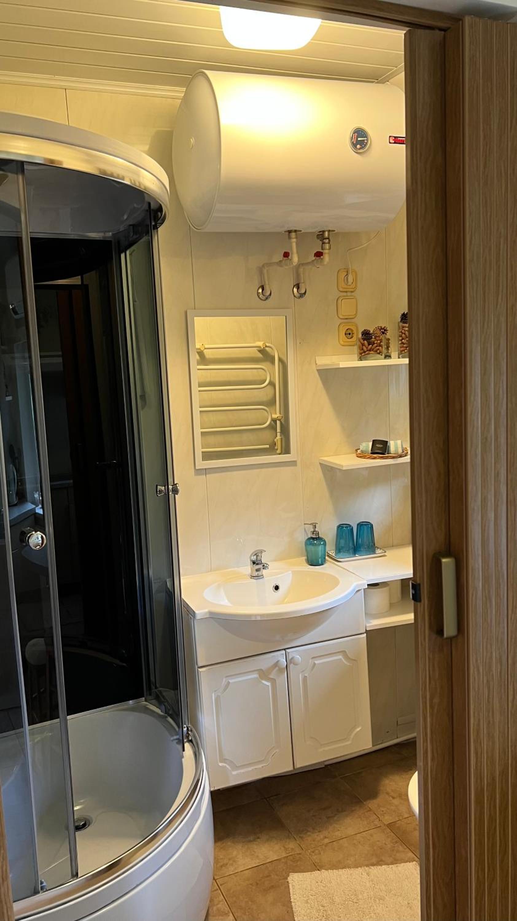 Photo 9