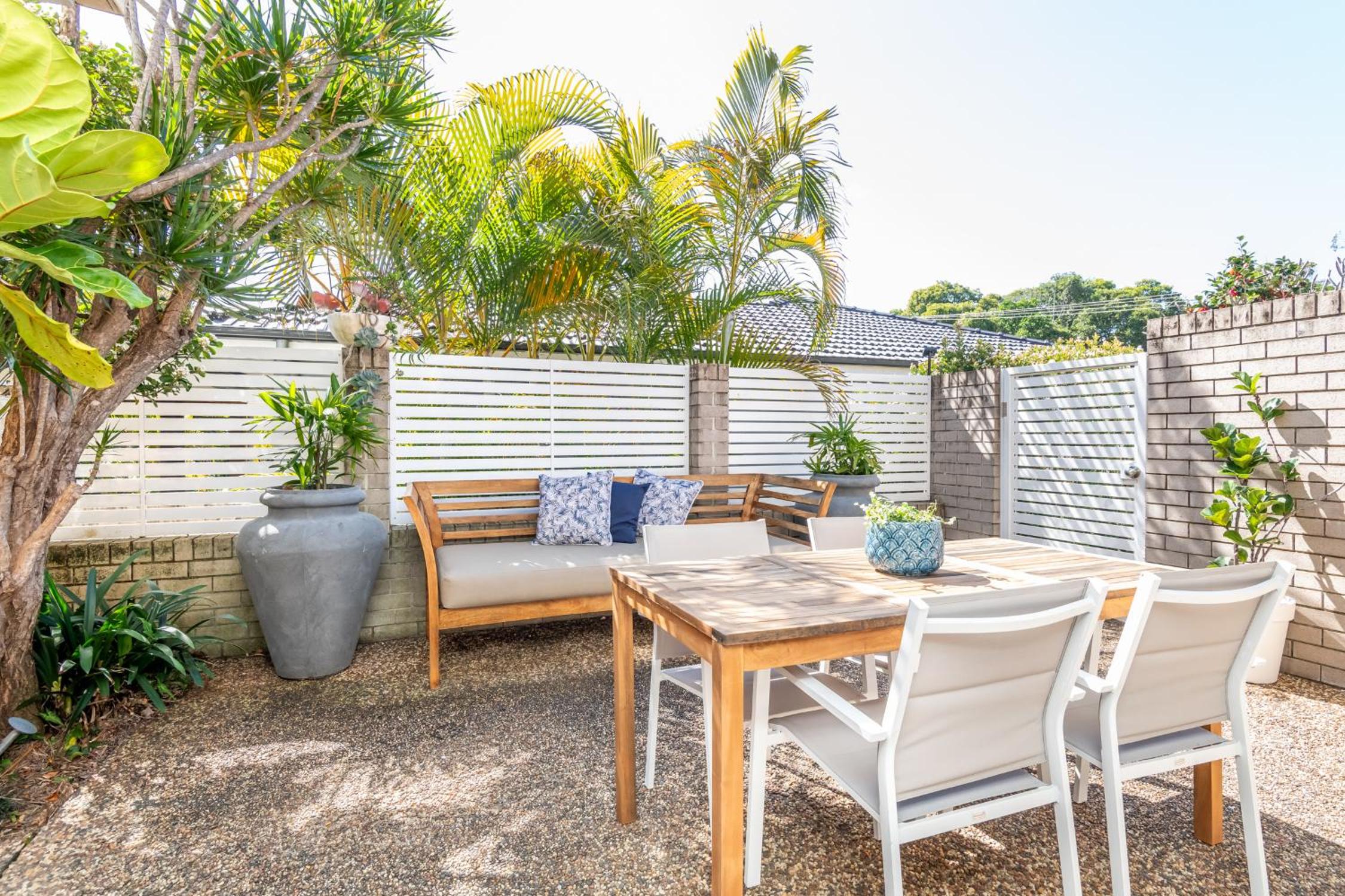 Sawtell Beachfront Villa - 2 mins to everything!