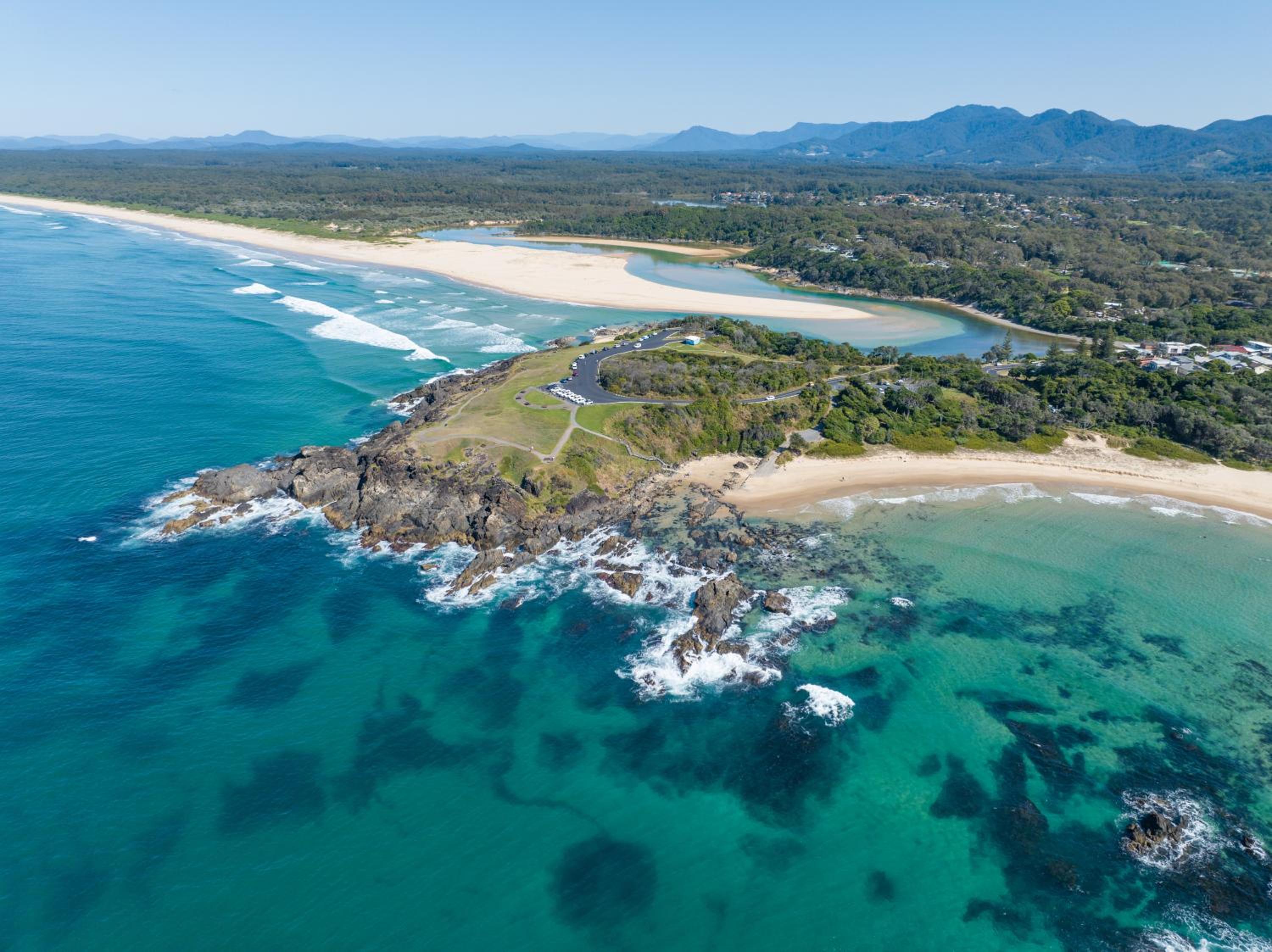 Sawtell Beachfront Villa - 2 mins to everything!