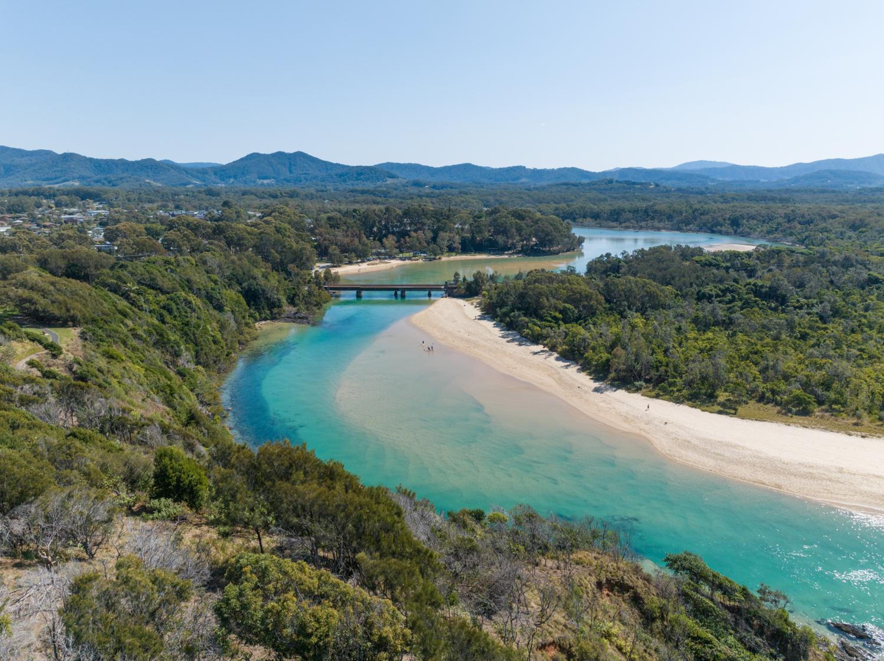 Sawtell Beachfront Villa - 2 mins to everything!