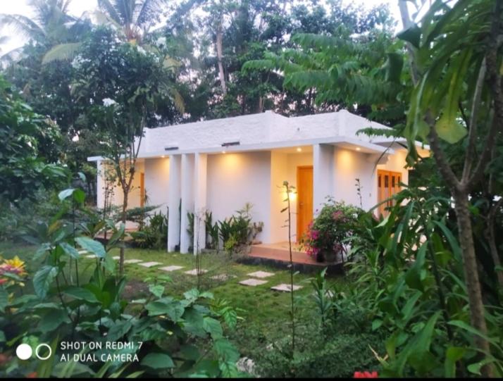 Cemare Cottage