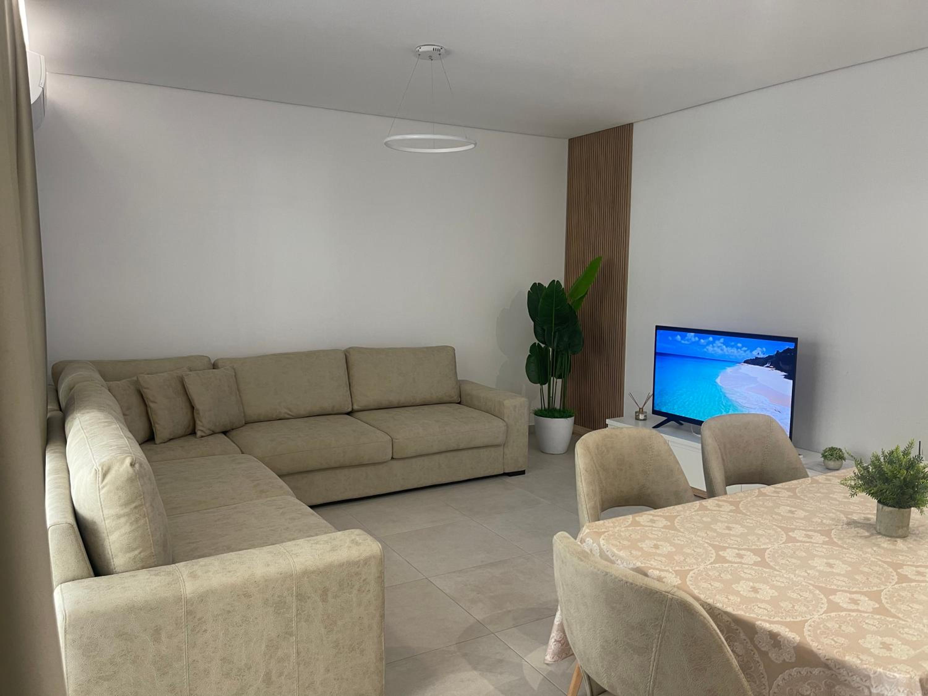 EME APARTMENTS - Kompleksi San Pietro, Gjiri i Lalzit