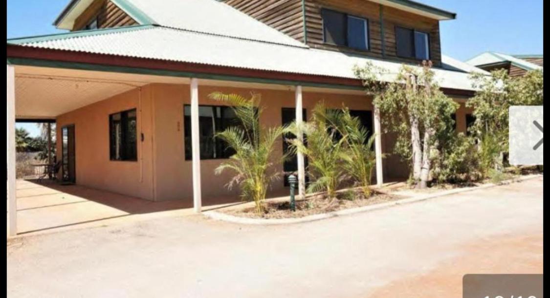 the Ningaloo breeze villa 2/10