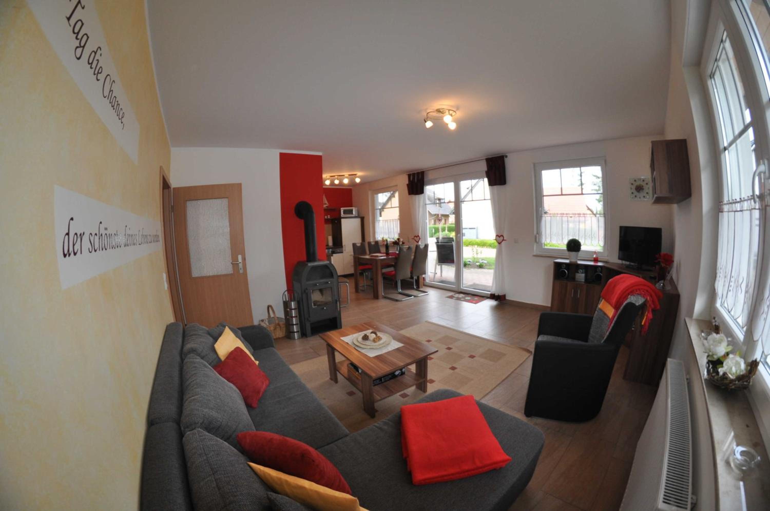 Ferienwohnungen Appartements - Ferienhaus Müritzstern