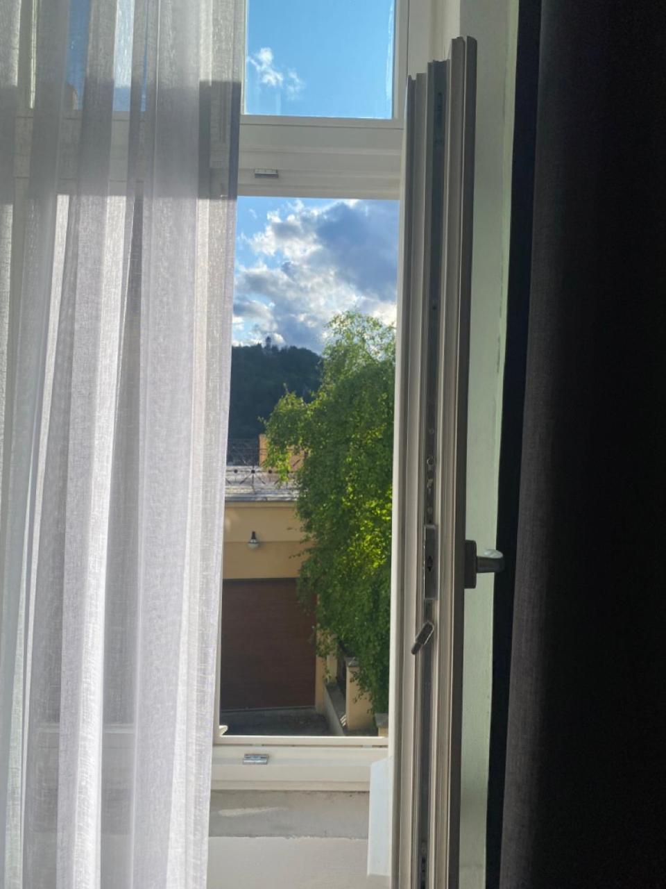 FOUR ROOMS Carlsbad Authentic