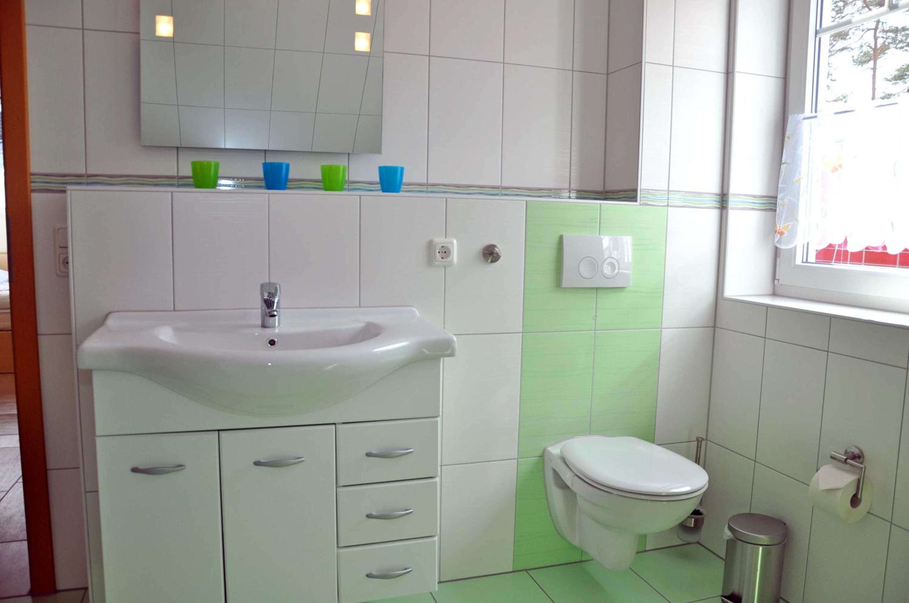Ferienwohnungen Appartements - Ferienhaus Müritzwelle