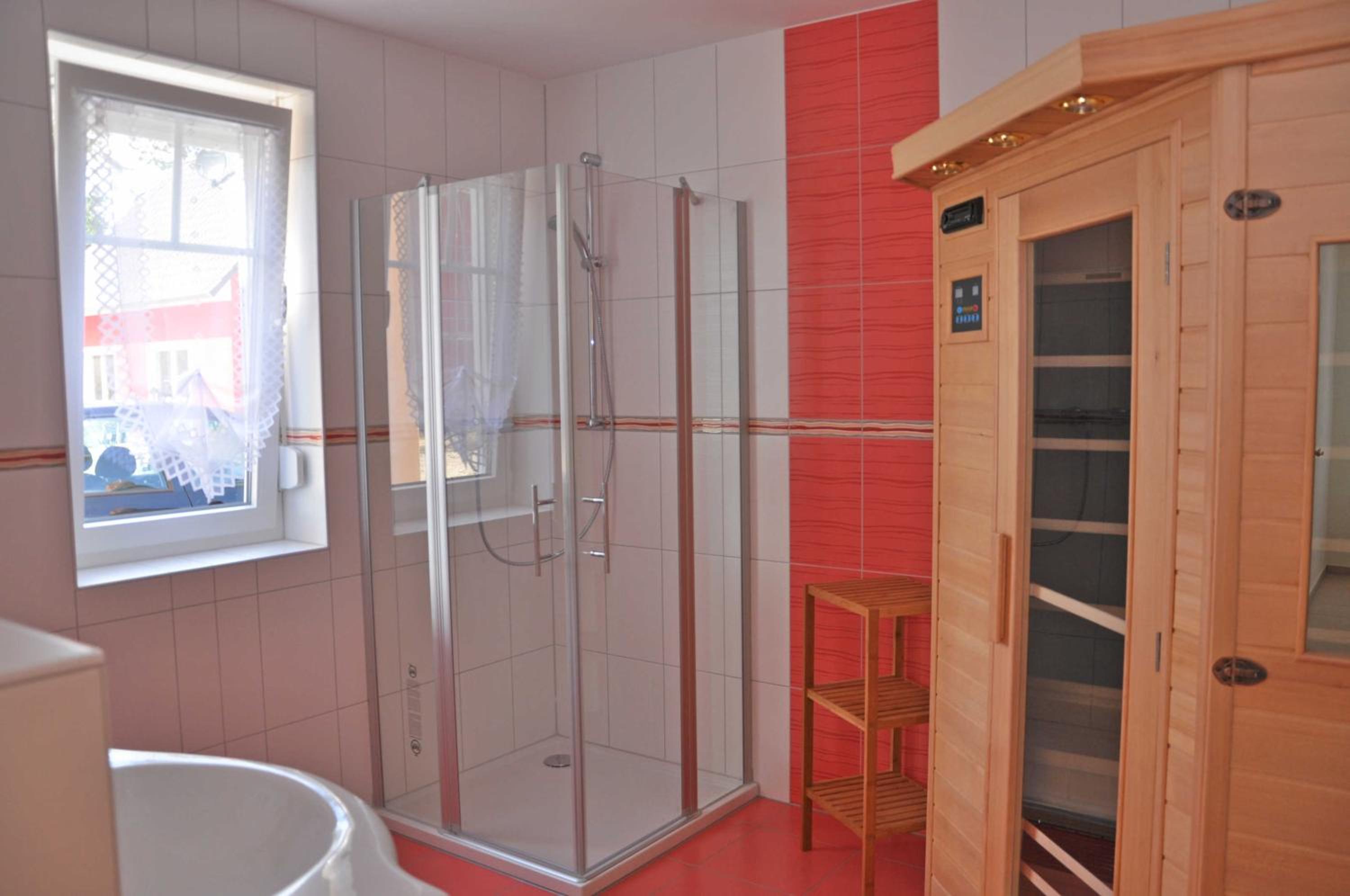 Ferienwohnungen Appartements - Ferienhaus Müritzwelle
