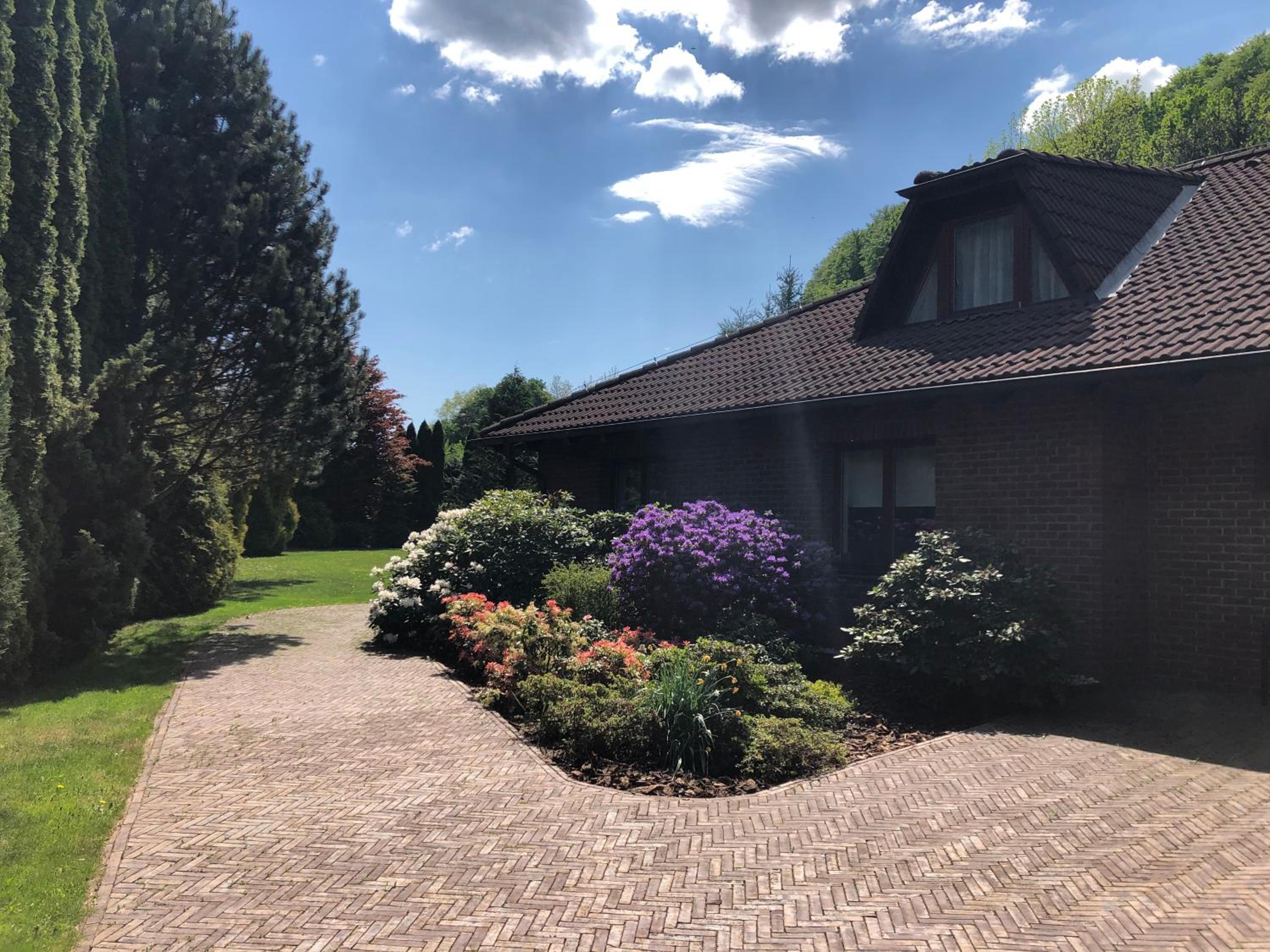 Chillgarden Apartments view 3