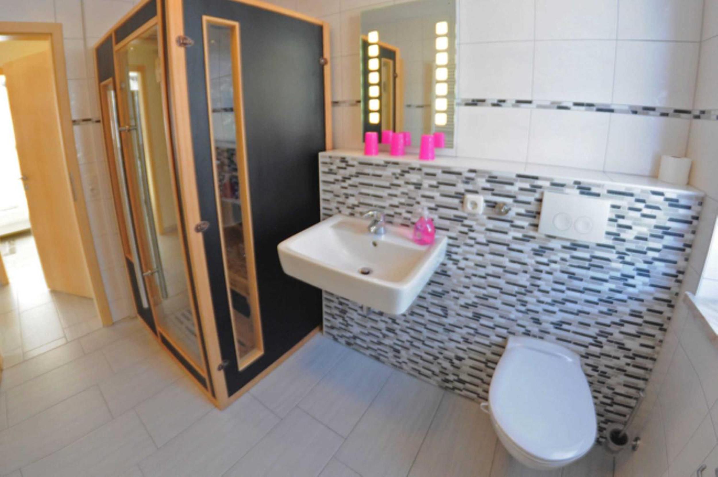 Ferienwohnungen Appartements - Ferienhaus Müritzlust