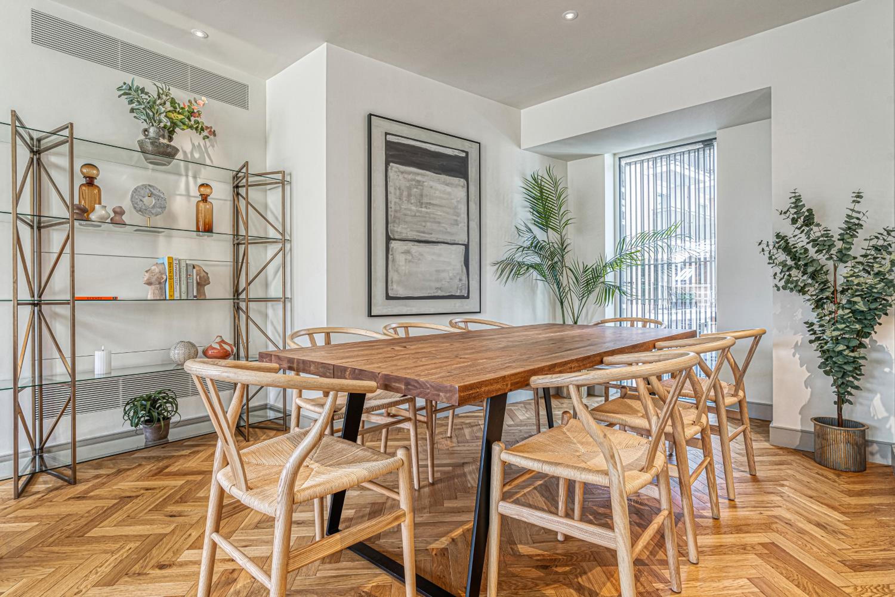 Luxury flats near Big Ben and London Eye