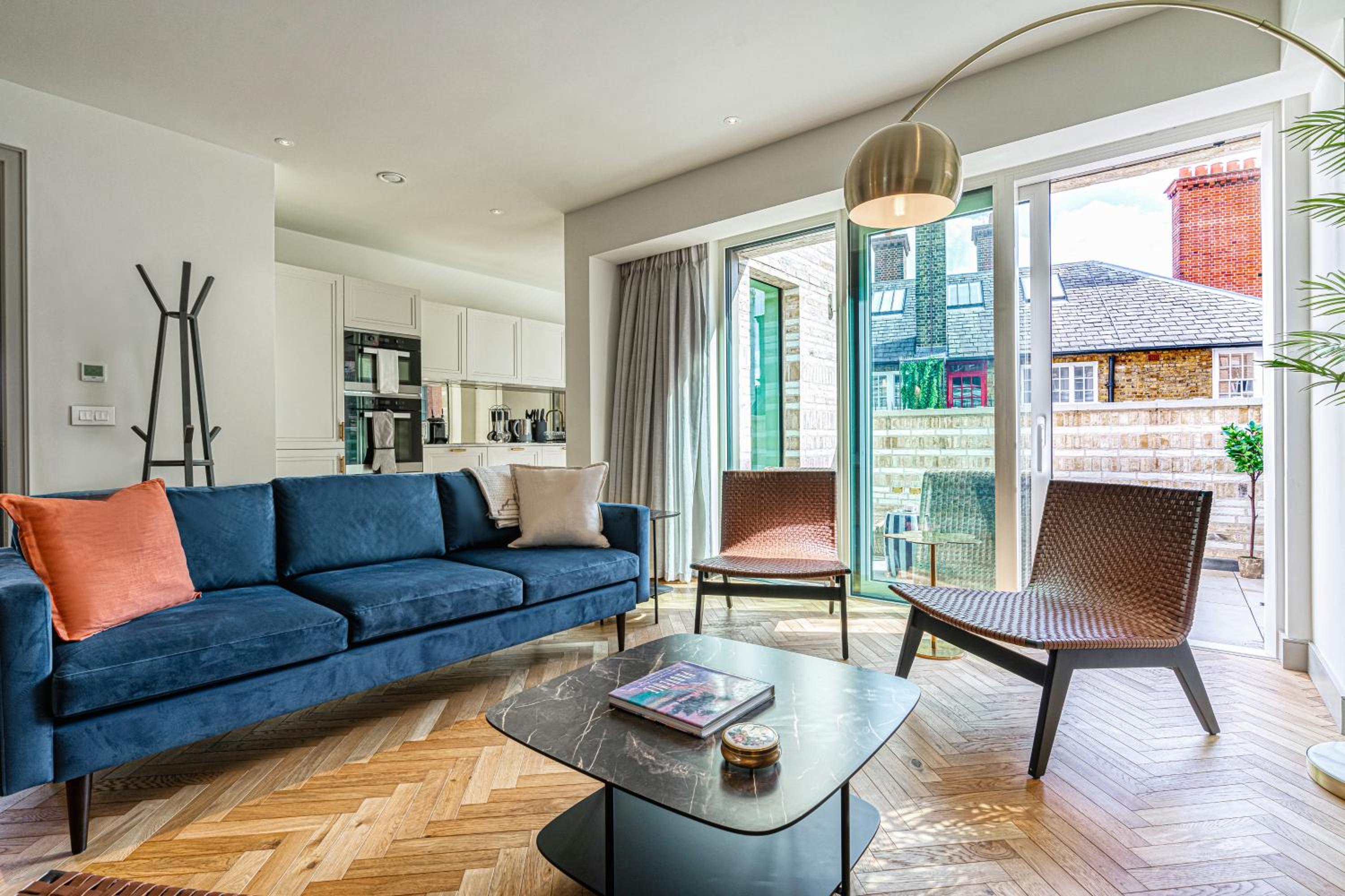 Luxury flats near Big Ben and London Eye