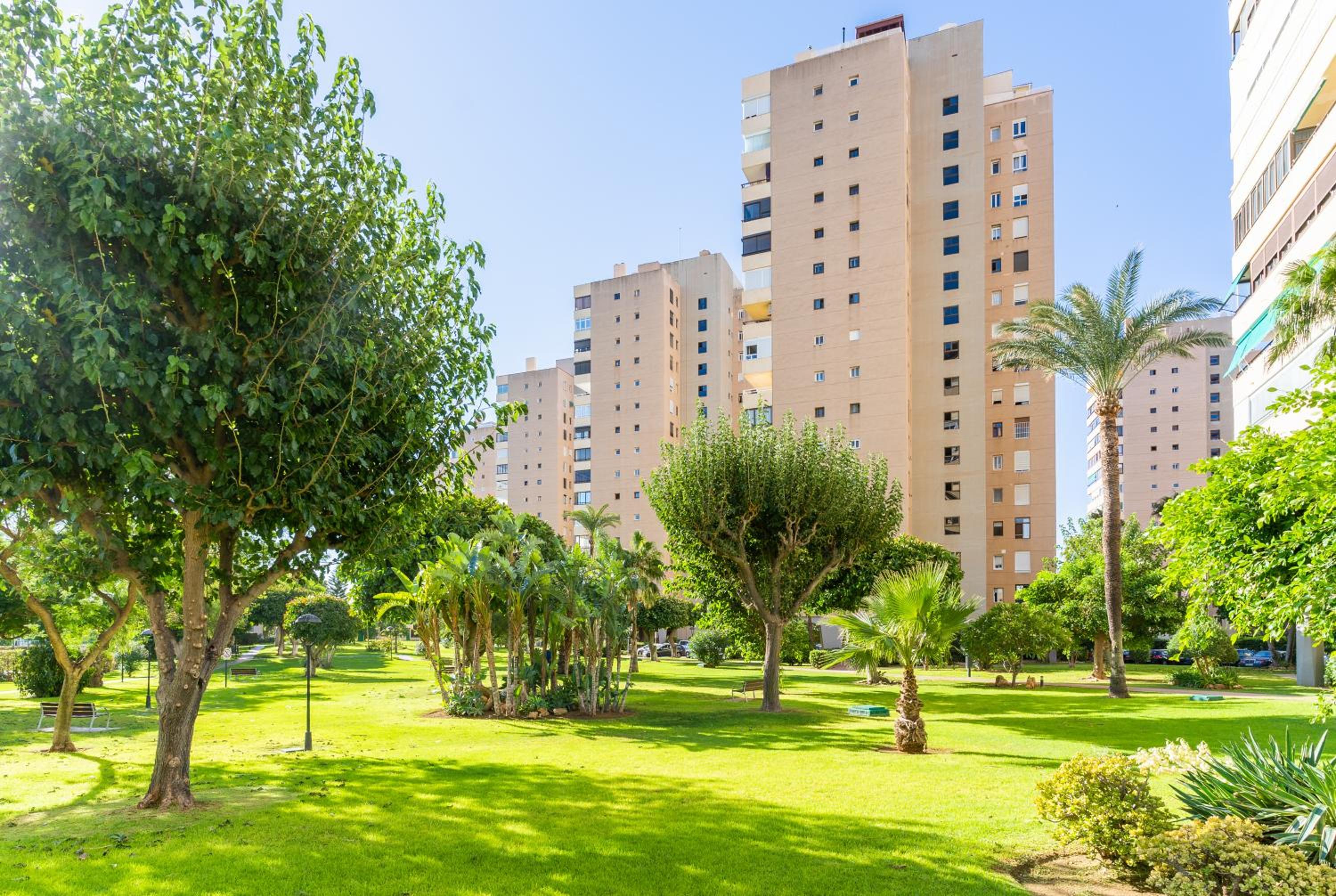Apartamento frente al mar TORRES DE PLAYAMAR en Torremolinos