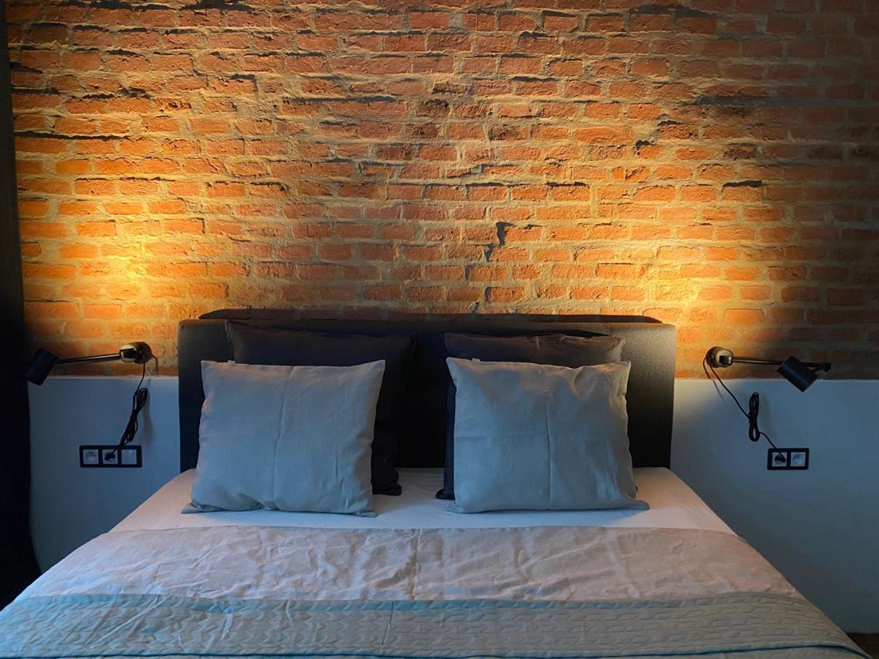 FOUR ROOMS Carlsbad Authentic