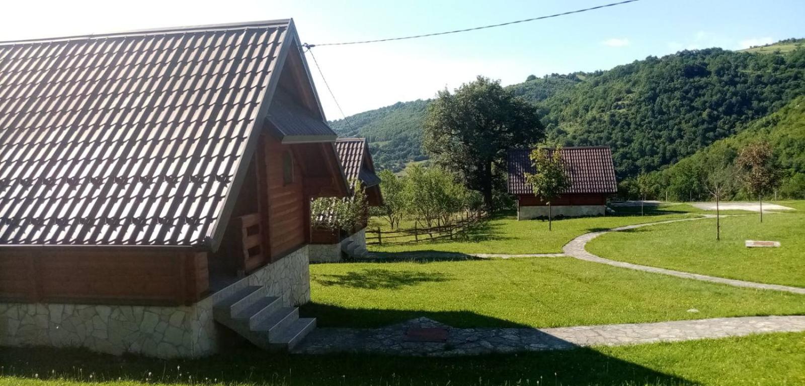 Smještaj na selu Miličić