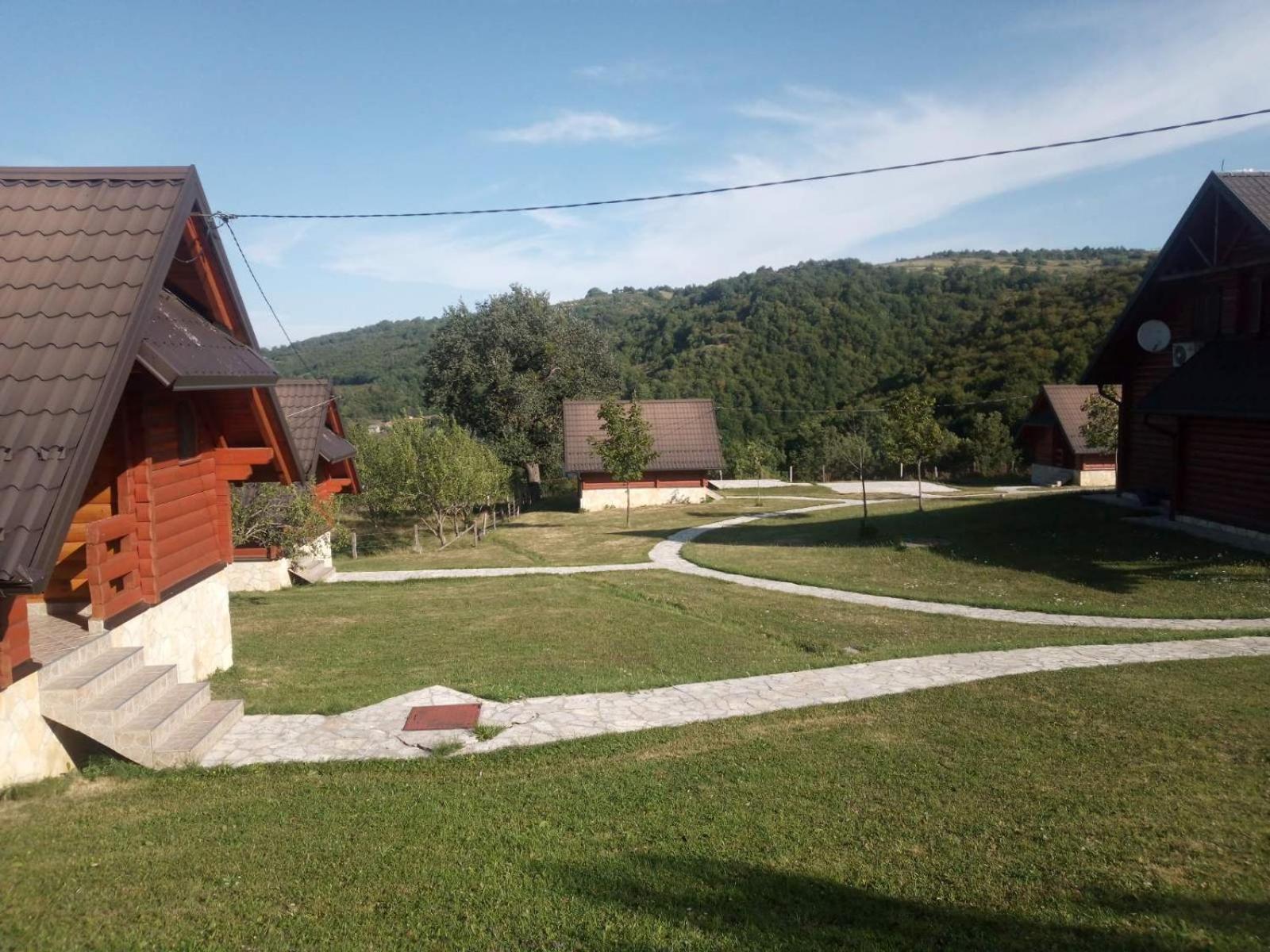 Smještaj na selu Miličić