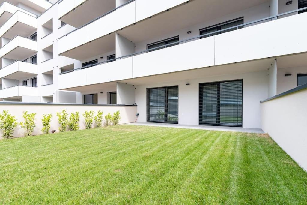 Apartmán Al-Garden s private garage parking free, 5 min pešo do centra