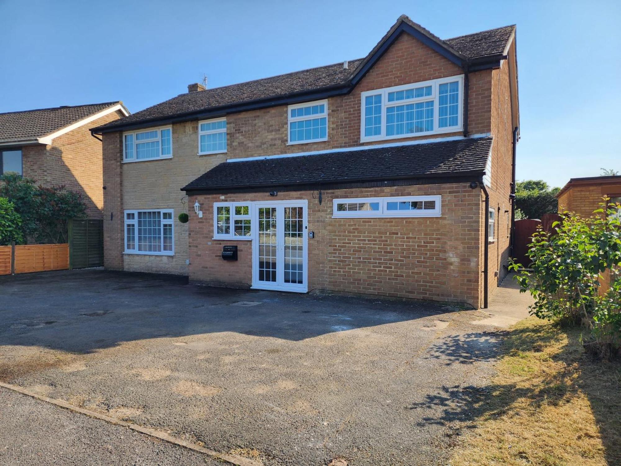 Hotel Kennedy Villa - 5 Bed House With Hot Tub