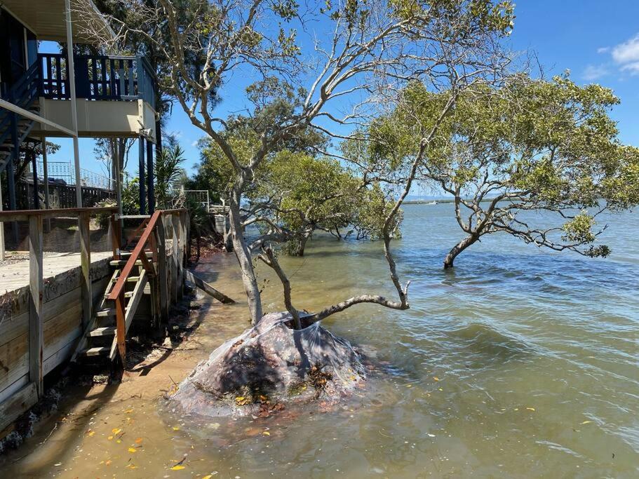 Ocean Front Paradise. 40% off long term stays!