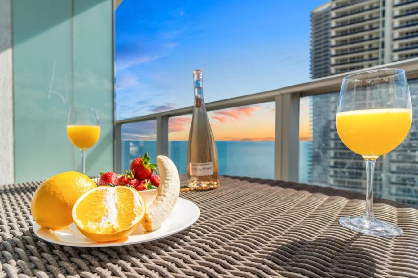 HydeHotel 2BED Lux Condo Ocean View Resort view 3