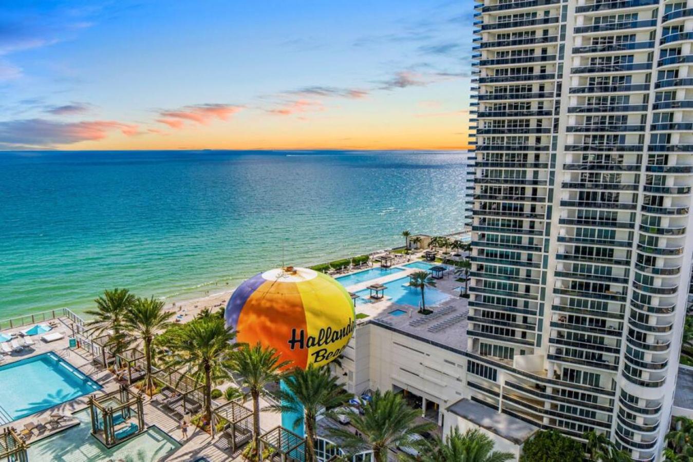 HydeHotel 2BED Lux Condo Ocean View Resort view 4