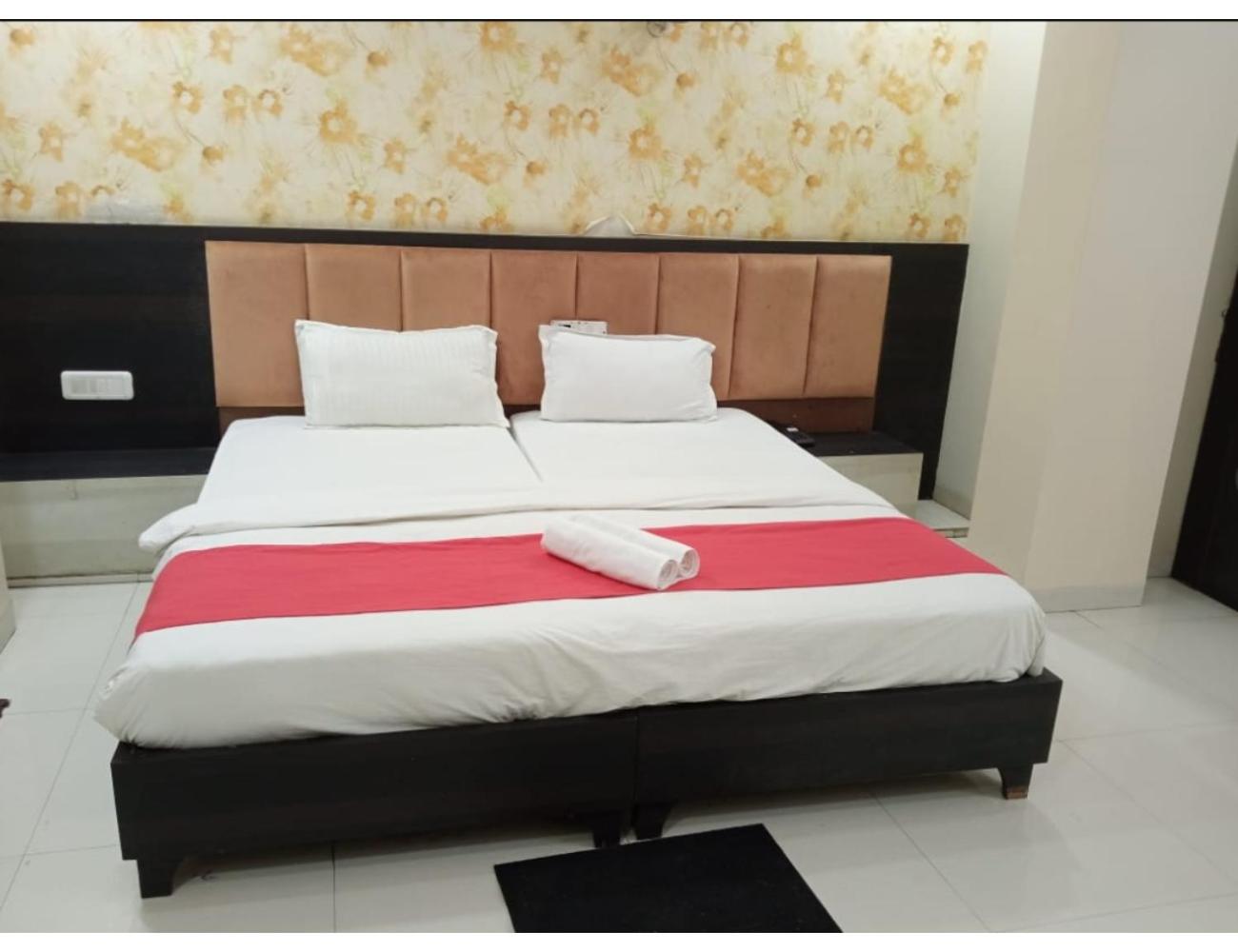 Hotel Vallabh Vilas, Narmadapuram, Madhya Pradesh view 4