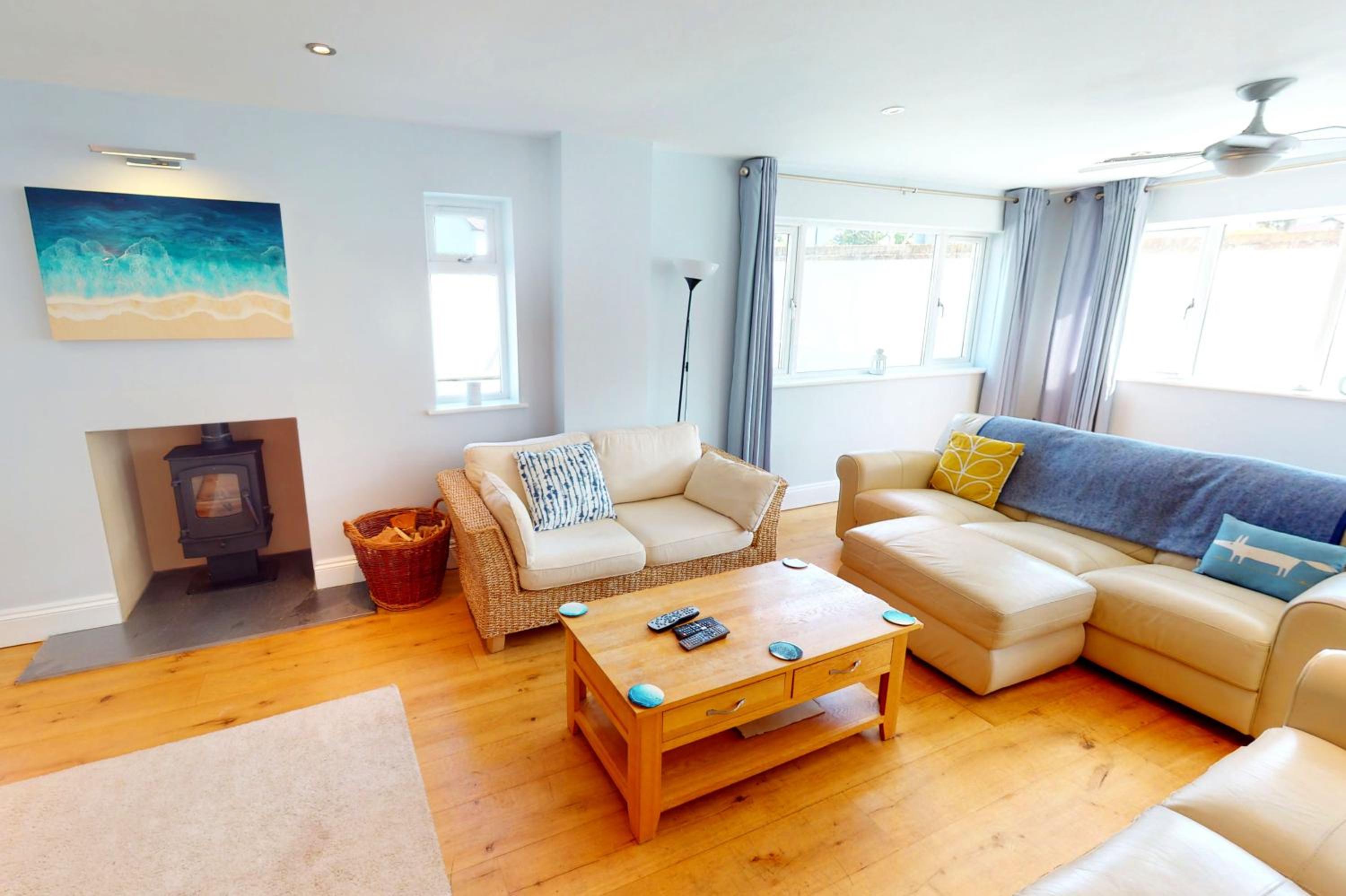 CROYDE WAVES 4 Bedrooms view 4
