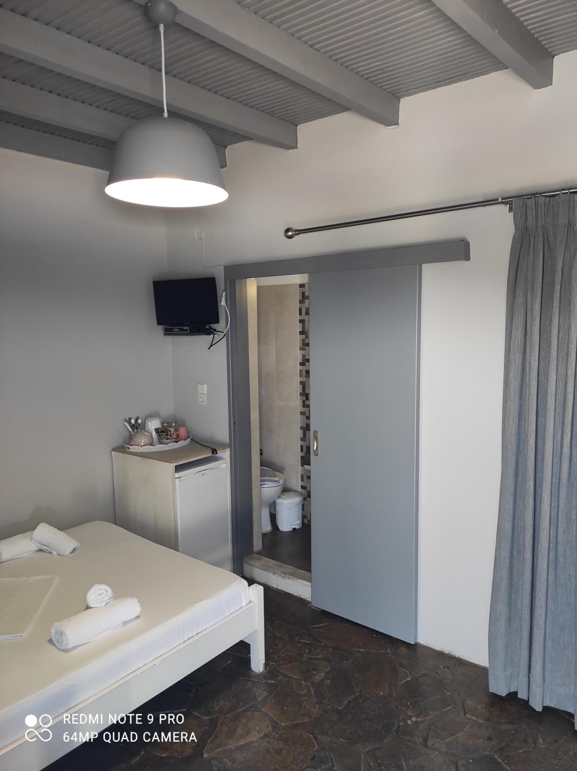 Protopapas Rooms