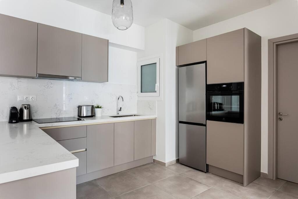 Stylish & Luminous 1BR Apartment in Pangrati by UPSTREET photo 2