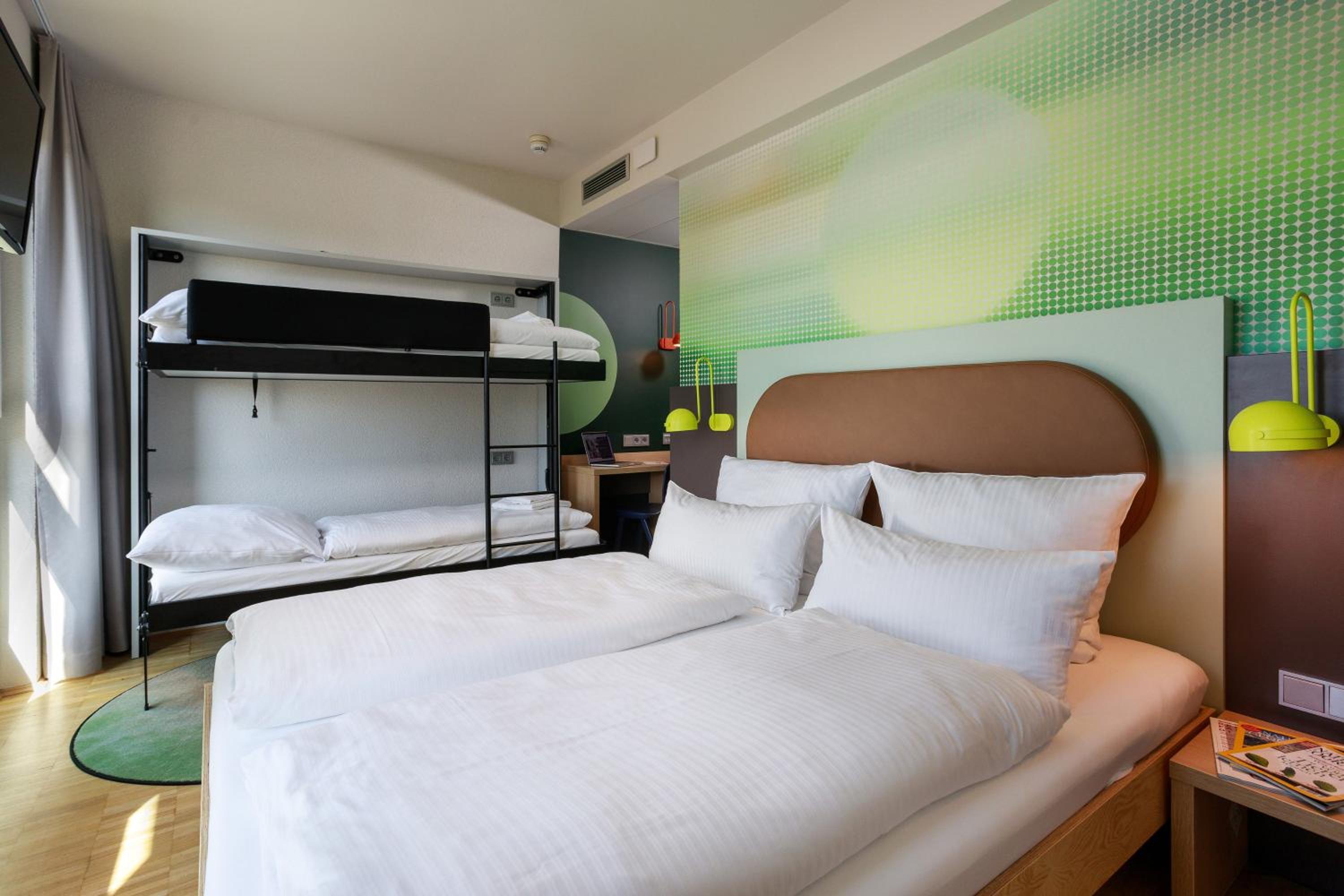 LyvInn Hotel Frankfurt - Property Image 2