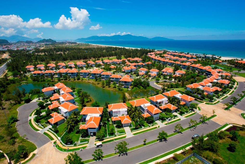 Tran Beach Front Luxury Villa view 3