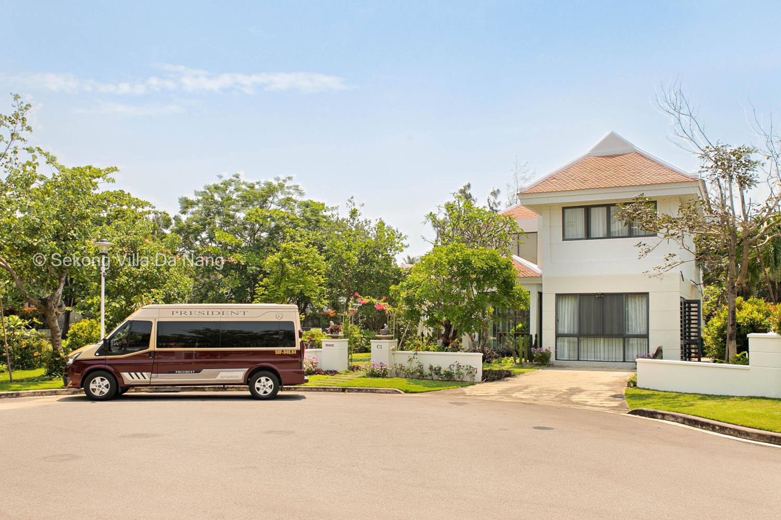 Tran Beach Front Luxury Villa view 4