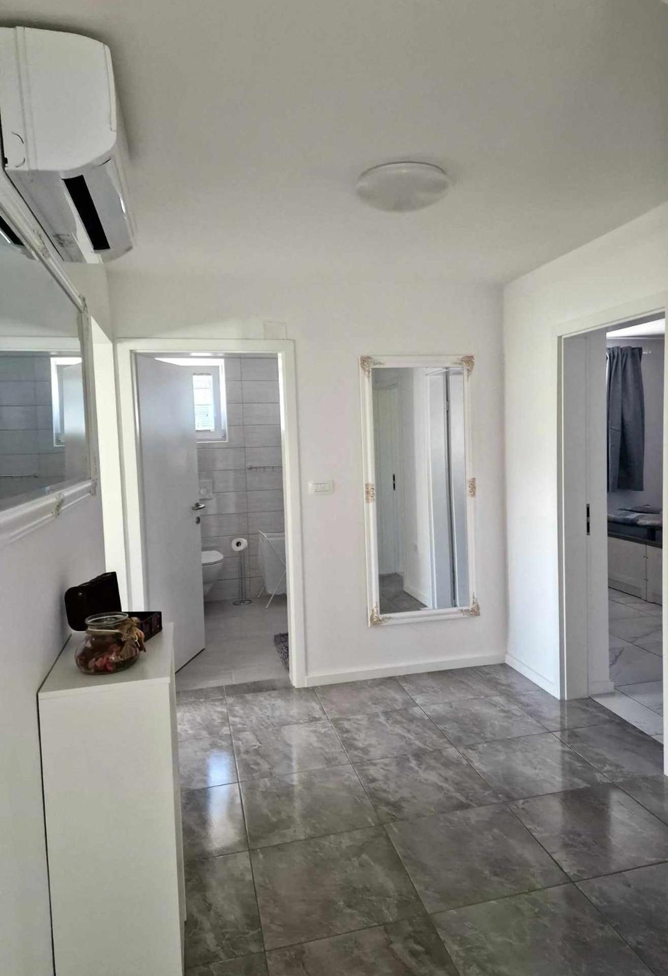 Aparthouse Jana Breg