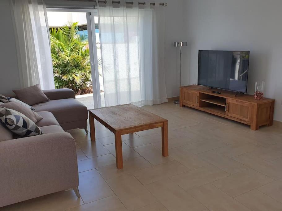 Casa Sandra, private saltwater pool and garden