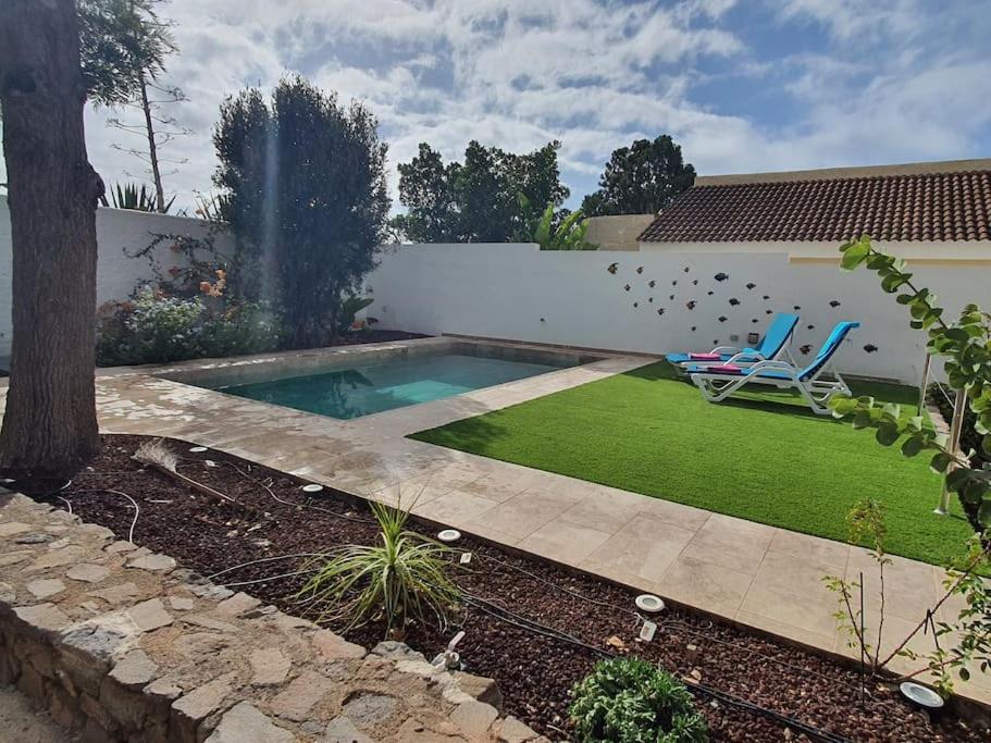 Casa Sandra, private saltwater pool and garden