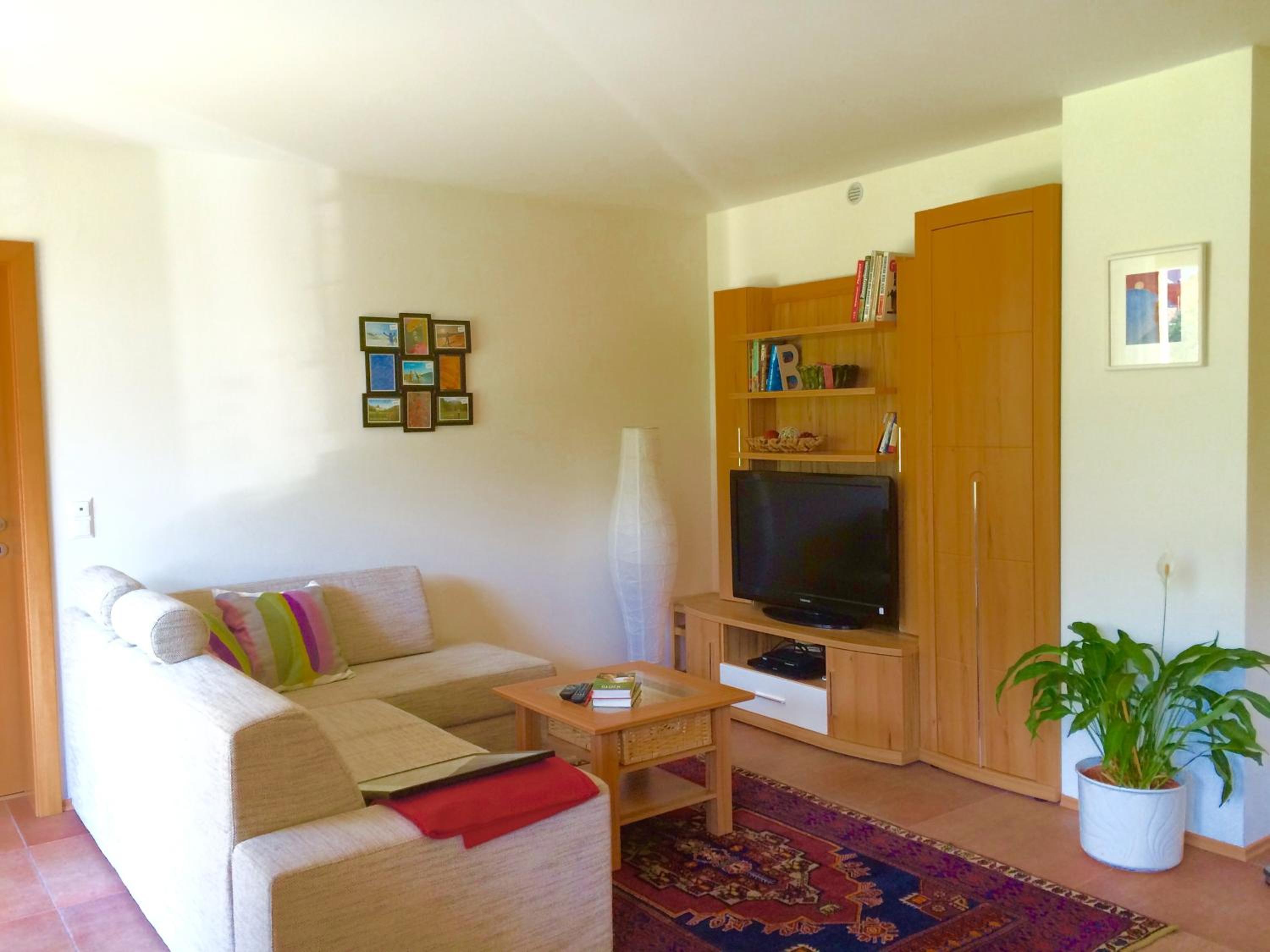 Sunny Villa