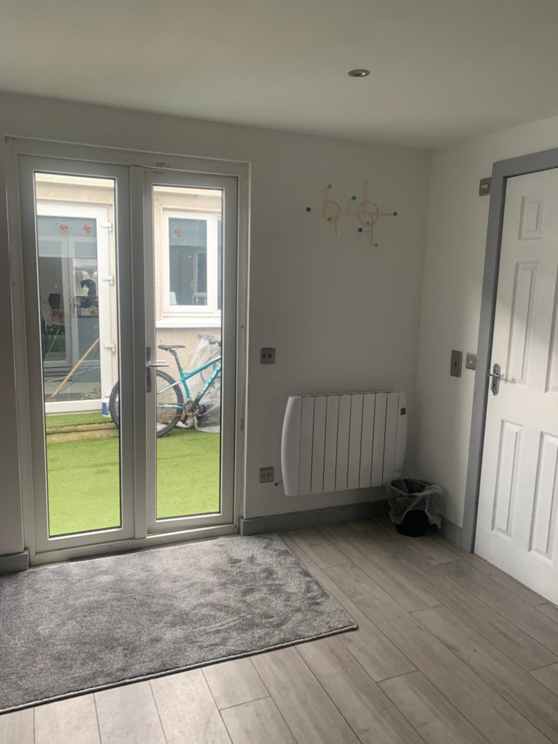 Pet-Friendly Open Plan Cabin in Dublin Sleeps 2