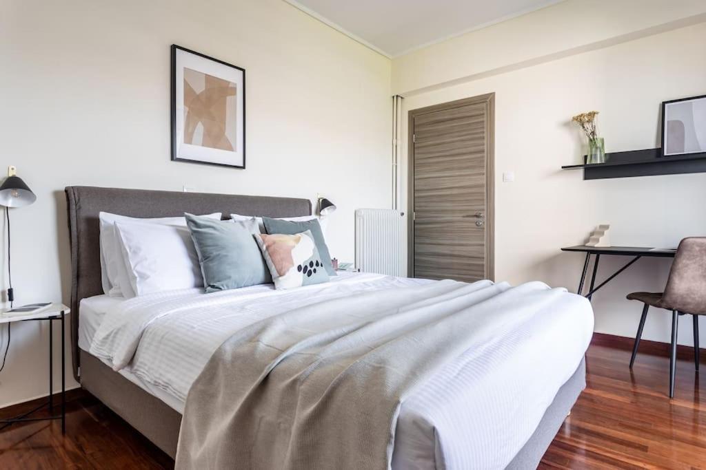Radiant 2BR Apartment in Neo Psichiko by UPSTREET