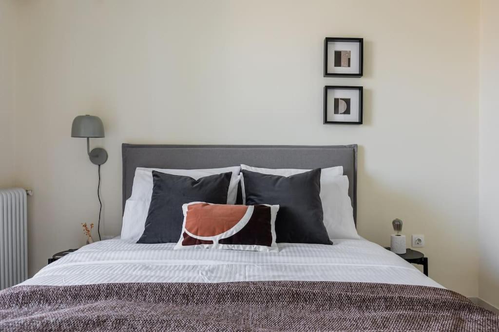 Radiant 2BR Apartment in Neo Psichiko by UPSTREET