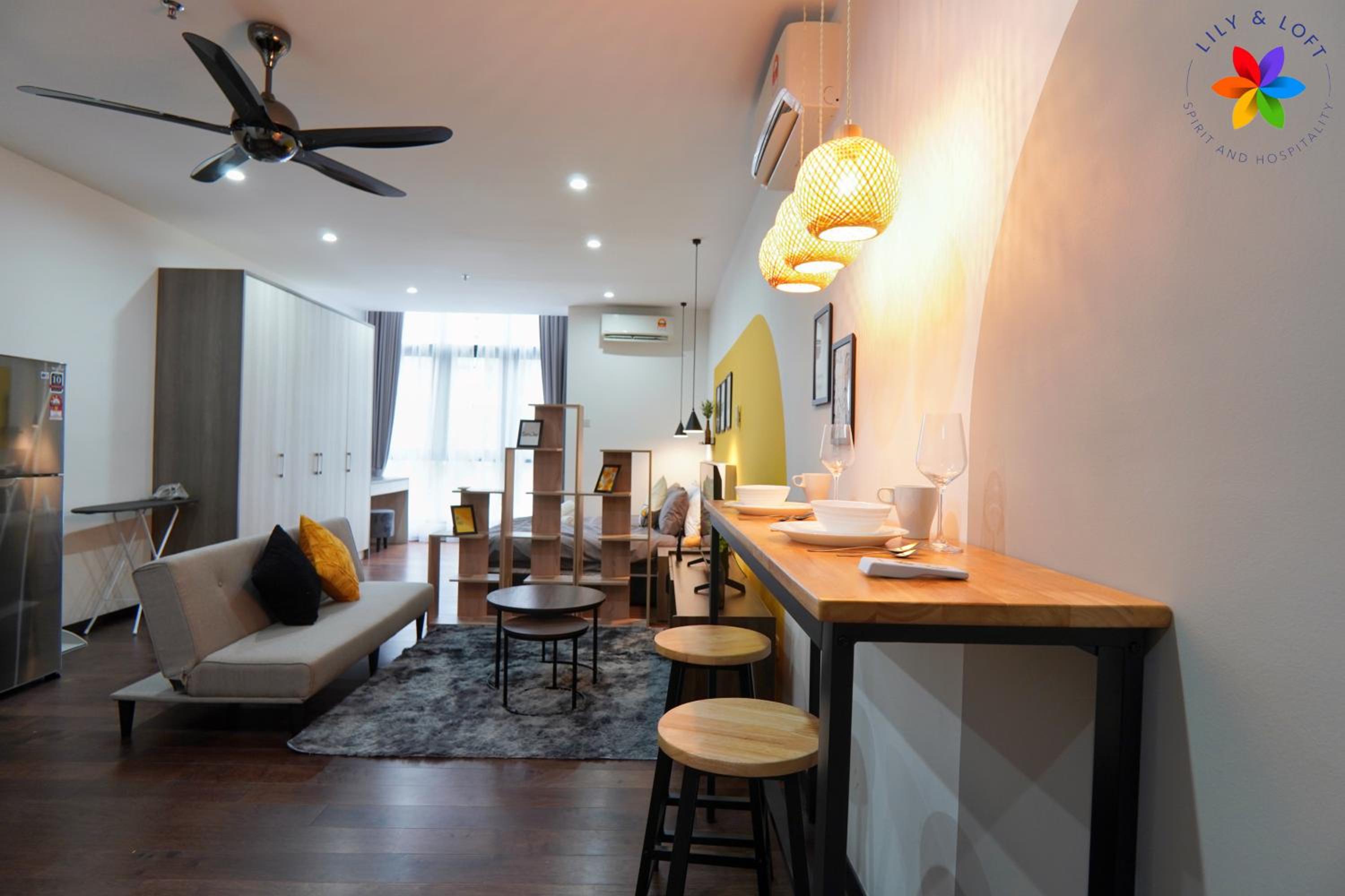 Lily and Loft - Queensville @ Kuala Lumpur - Netflix